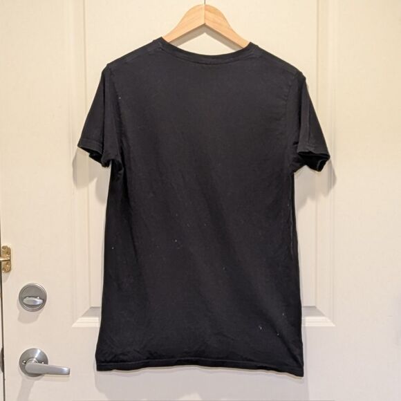 $5 Item! Size M Star Wars Graphic T-Shirt - Picture 3 of 3